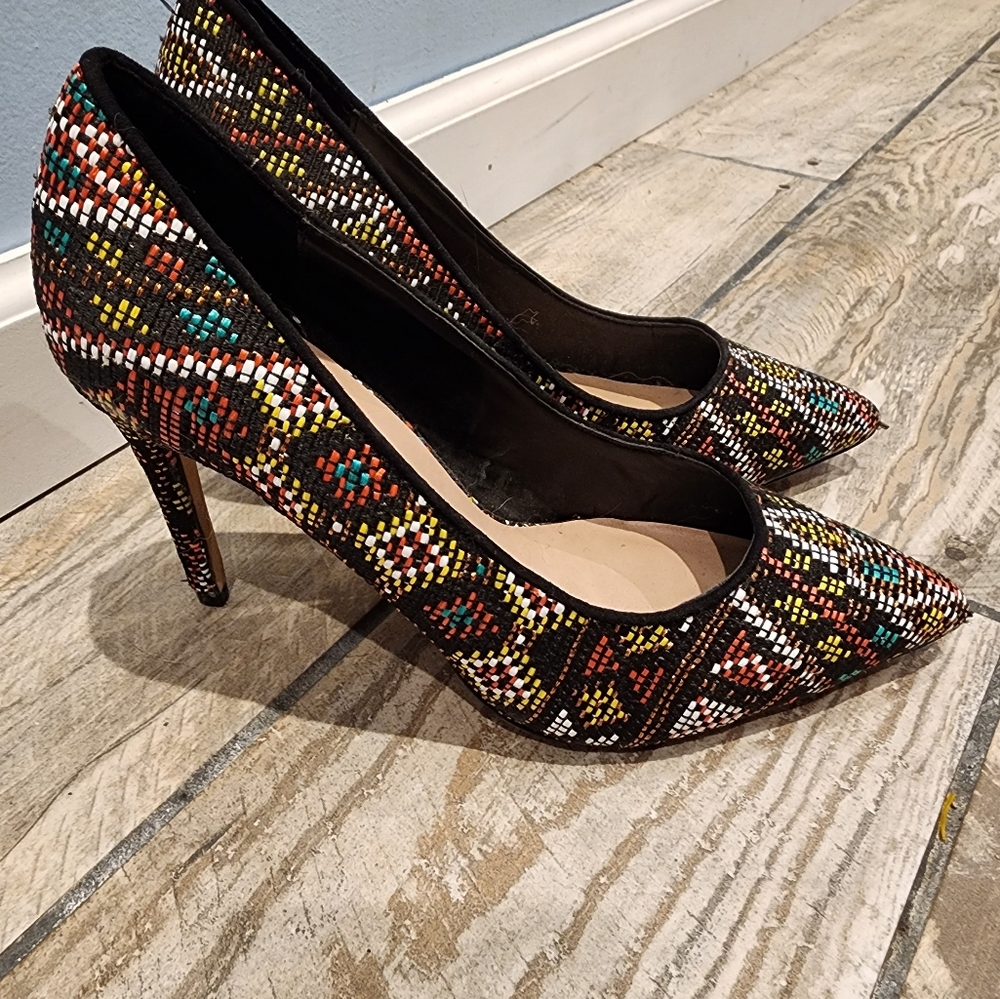 Size 8.5 Pumps